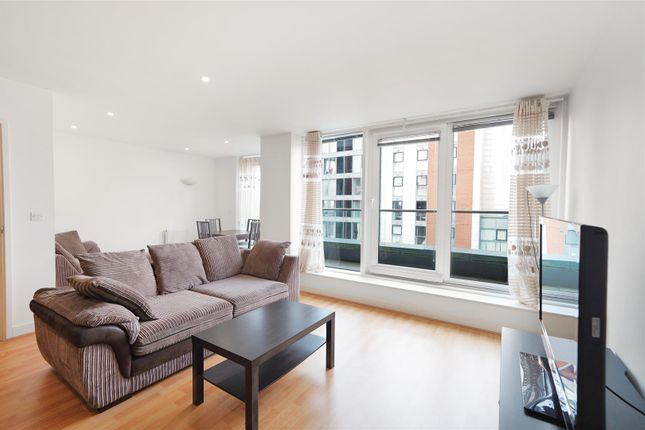 130, Adriatic Apartments, Royal Victoria Dock photo 2