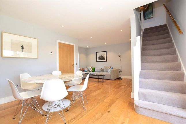 12 Sudbury Mews,, Pound Lane, Kent photo 2