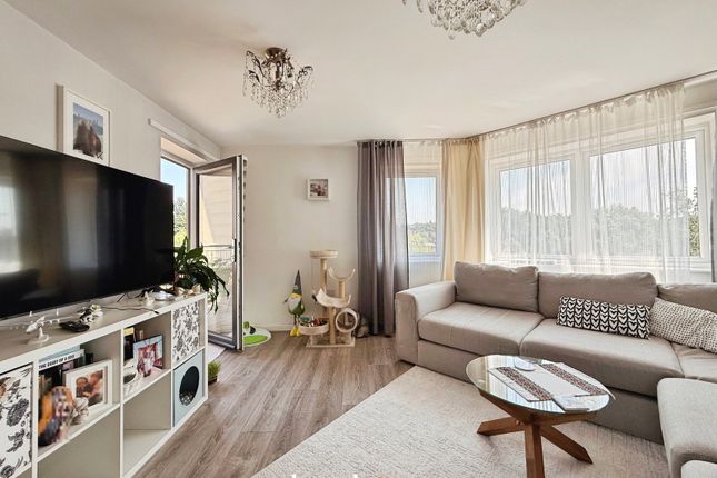 6,Flat 3, Jasmine Walk, Erdington photo 4