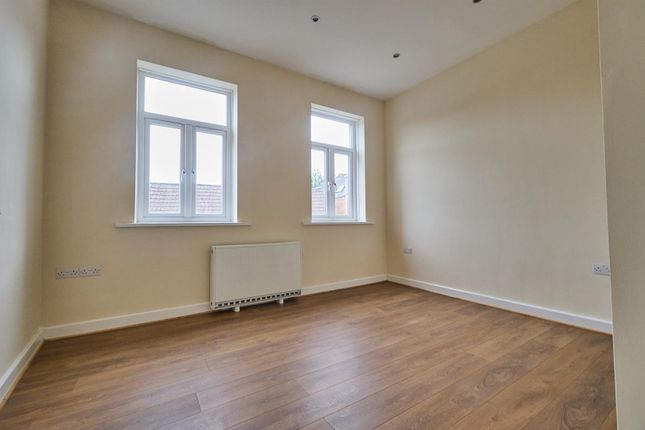 Flat 1, 4A, High Street, Leicester photo 4
