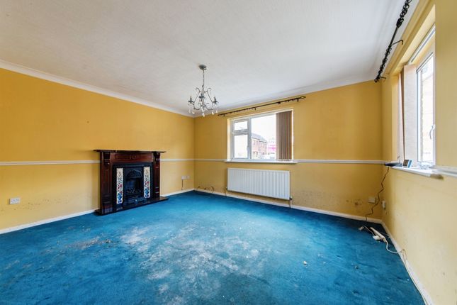 9, Smeeton Court, Sleaford photo 2