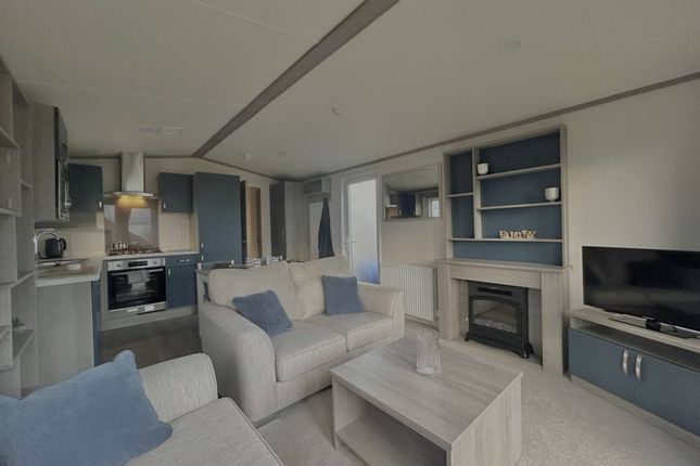 Regal Retreat Brad29110224 Living 1