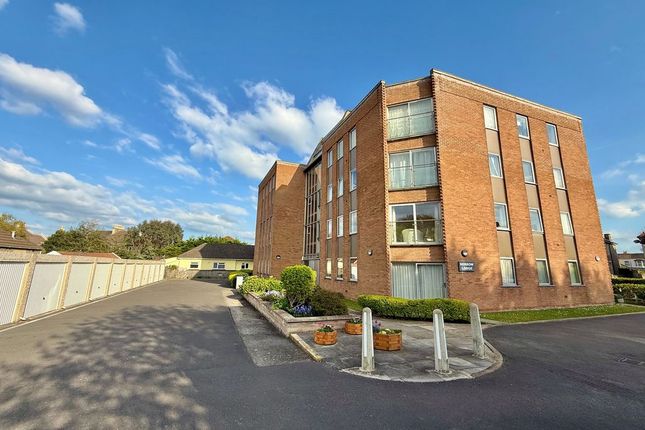 Flat 9 Berrow Lodge, Clarence Road East, Weston-Super-Mare photo 4
