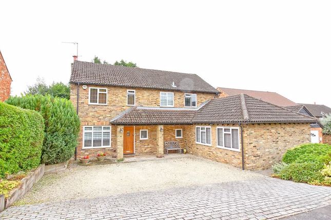 Thumbnail Detached house for sale in The Brow, Chalfont St. Giles