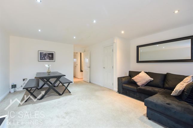 104, Halesworth Road, Sheffield photo 4