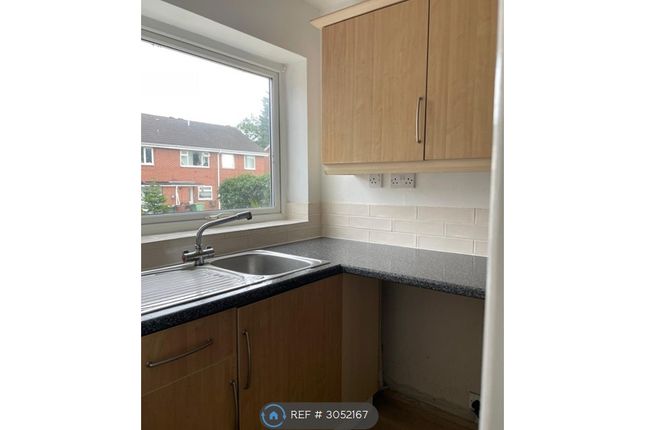Maybush Road, Wakefield photo 3