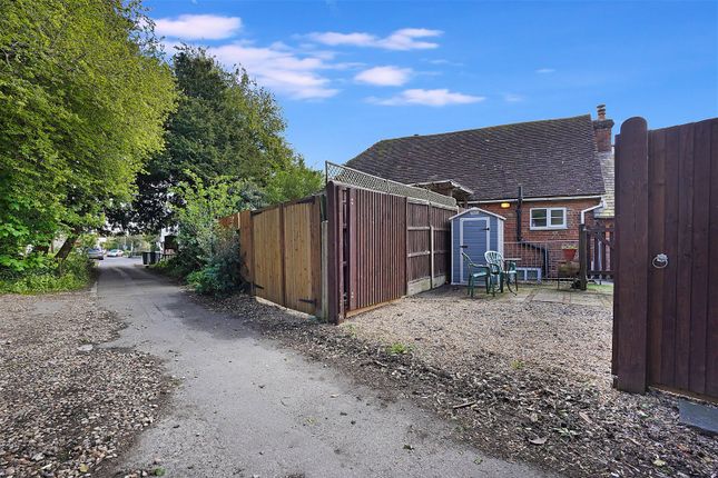 Cottage for sale in Chart Road, Sutton Valence, Maidstone