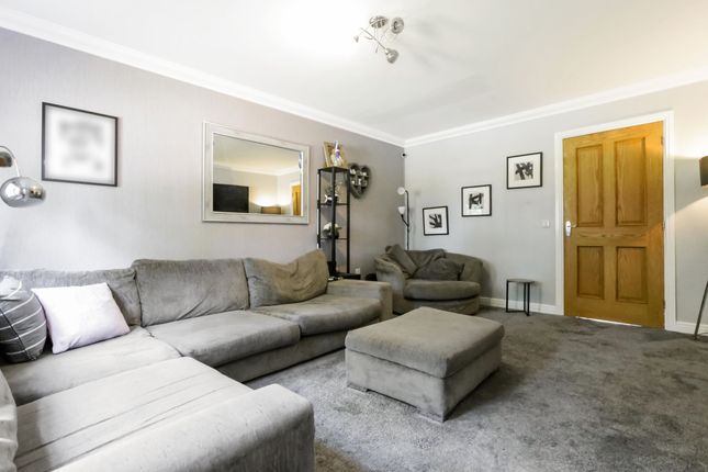 17 Bizzyberry Crescent, Biggar photo 4