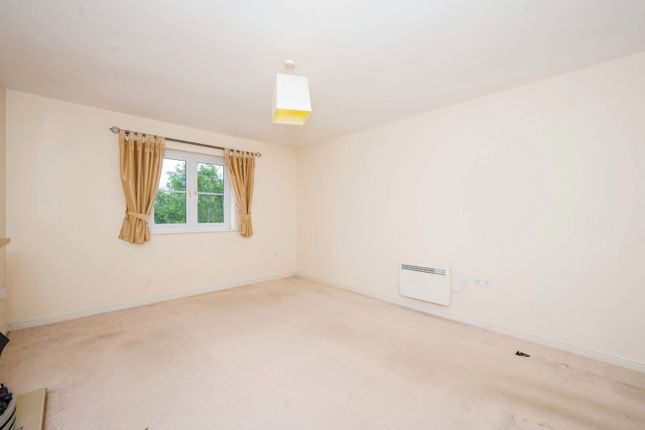 107, Waring Avenue, Merseyside photo 3