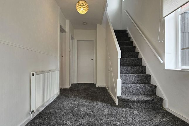 59 Highfield Road South, Chorley photo 4
