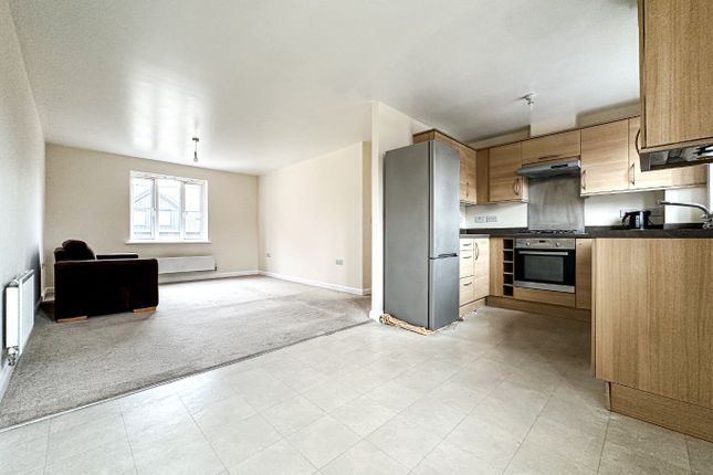 4 Morse Road, Norton Fitzwarren, Somerset photo 2