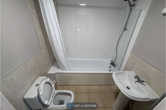 Flat, Sea View Road, Parkstone, Poole photo 5