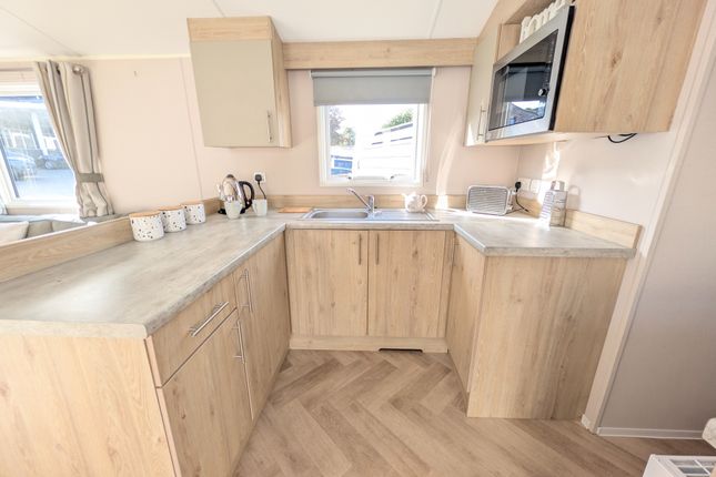 3, Waterside Coastal Holiday Park, Paignton photo 4