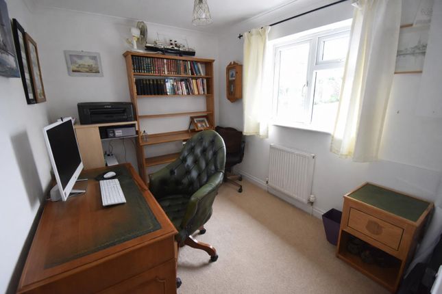 29, Badgers Walk, Easton-In-Gordano photo 4