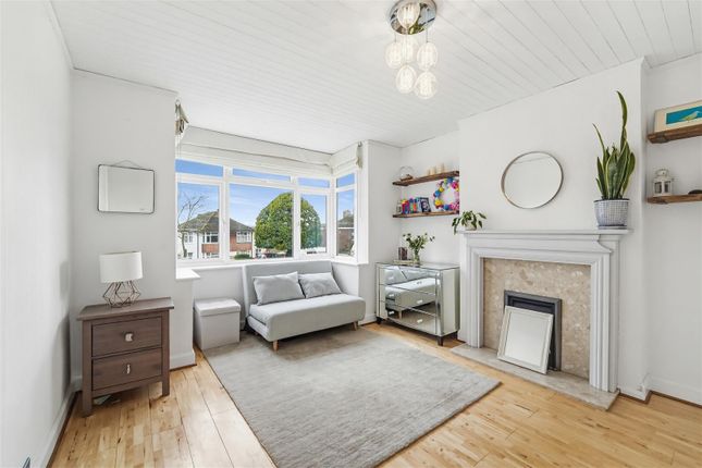 14, Spa Drive, Epsom photo 4