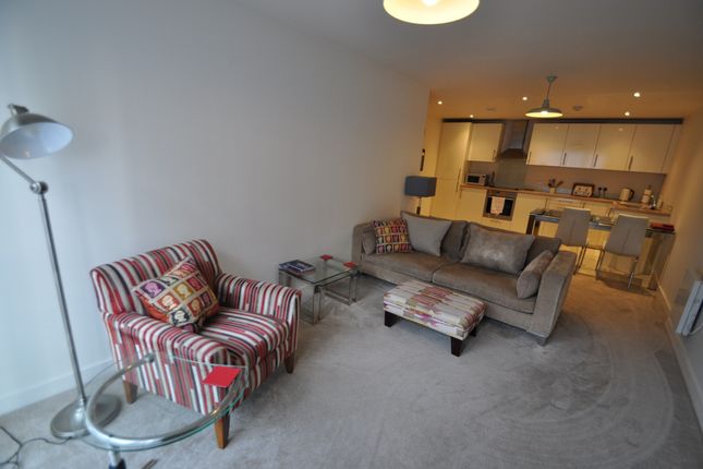 Thumbnail Flat for sale in Freedom Quay, Railway Street, Hull, East Riding Of Yorkshire