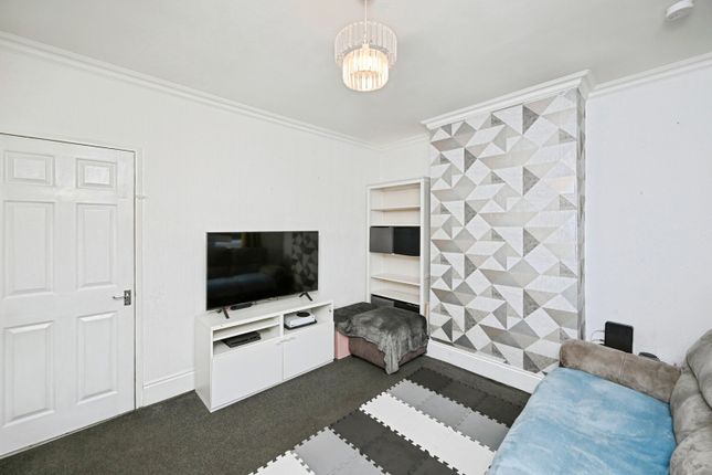 12, Welbeck Street, Mansfield photo 2