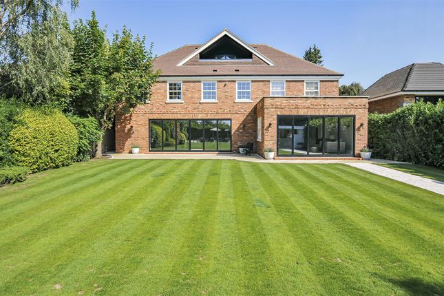 12, Mill Lane, Gerrards Cross photo 4