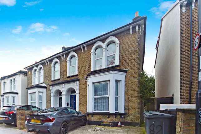 Flat for sale in Oakfield Road, Croydon