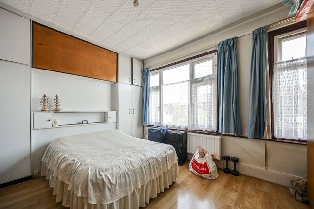 57, Glenwood Road, London photo 4