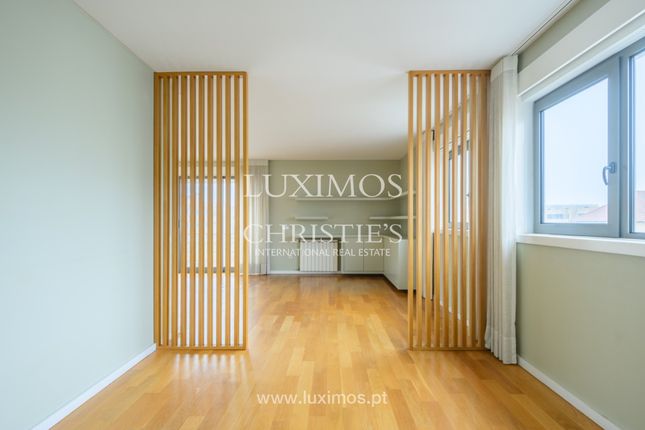 Apartment for sale in Matosinhos Sul, 4450-082 Matosinhos, Portugal