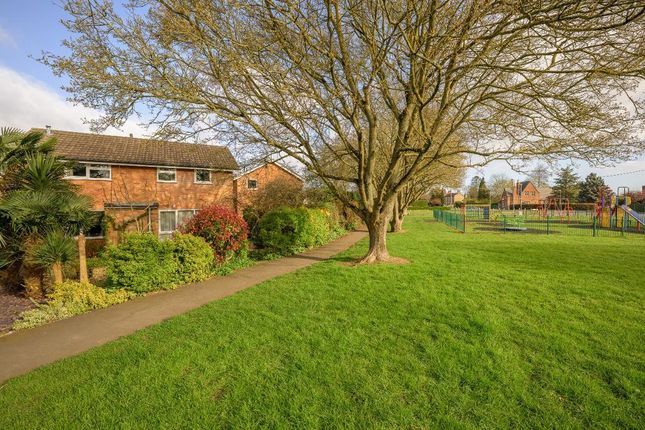3, Fridaybridge Road, Wisbech photo 4