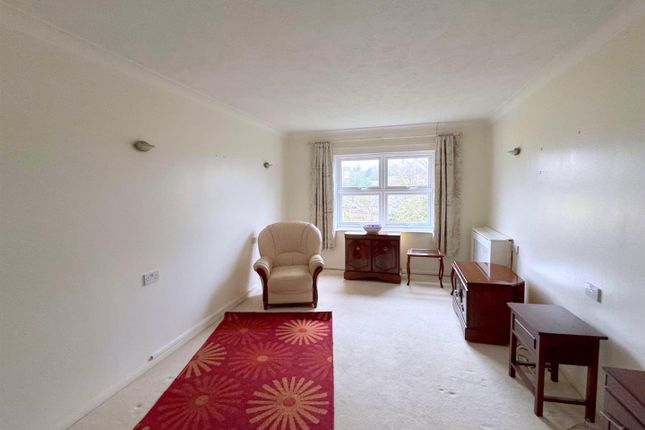 Flat 44, Fairfield Lodge, Fairfield Road, Eastbourne photo 4