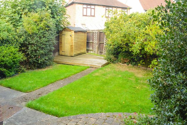 22 Overdale Road, Leicester photo 4