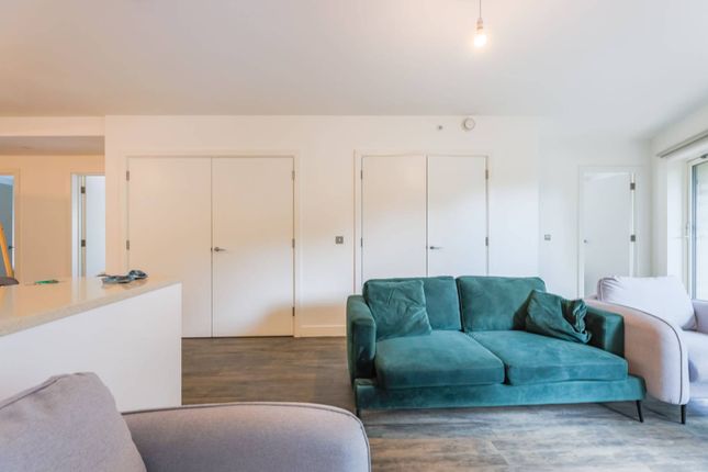 Thumbnail Flat to rent in Adlay Apartments, Silvertown, London