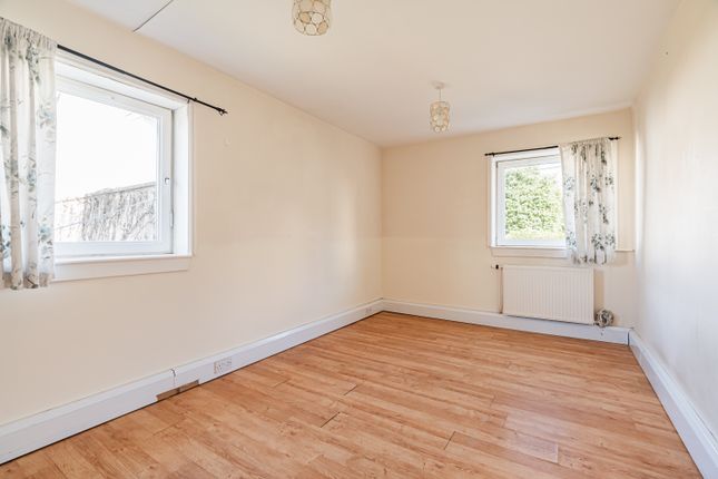 3, Ochiltree Gardens, Edinburgh photo 4
