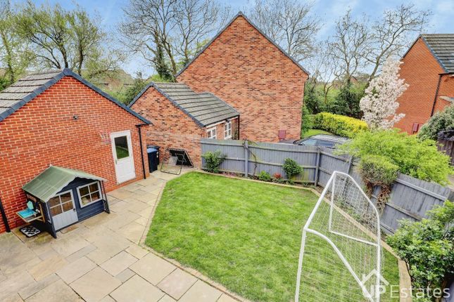 27, Teeswater Close, Rugby photo 2