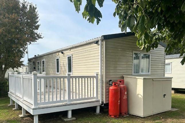 Holiday Home, ABI Oakley, London Road, Clacton on Sea photo 4