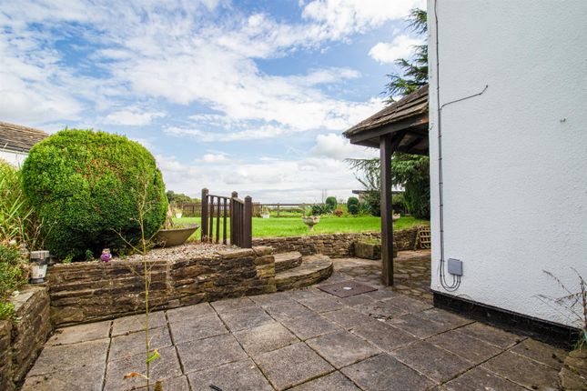 Cottage for sale in Bar Lane, Midgley, Wakefield