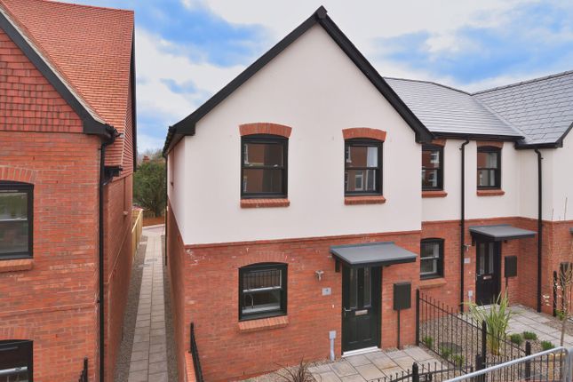 Thumbnail Town house for sale in St Nicholas Gate, Hereford