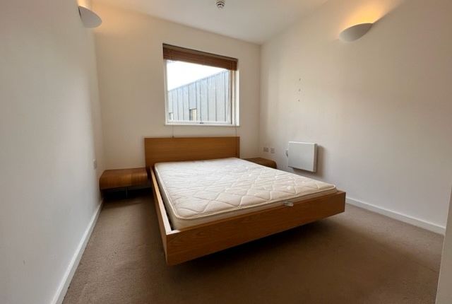 Apartment 514 Lumiere Building, M15 photo 4