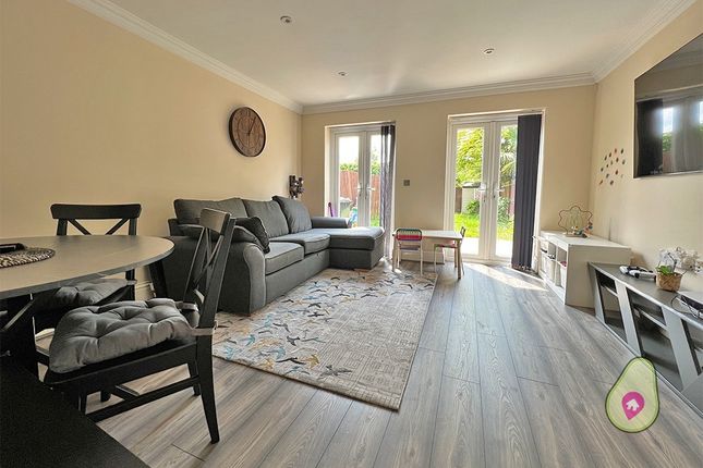 Williamson Close, Wokingham photo 2