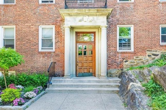 Property for sale in 56 Sagamore Road #2A, Bronxville, New York, United States Of America
