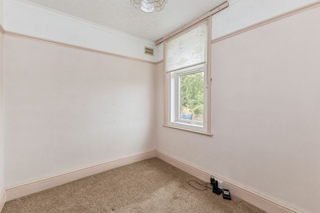 55, Hamlin Lane, Exeter photo 4