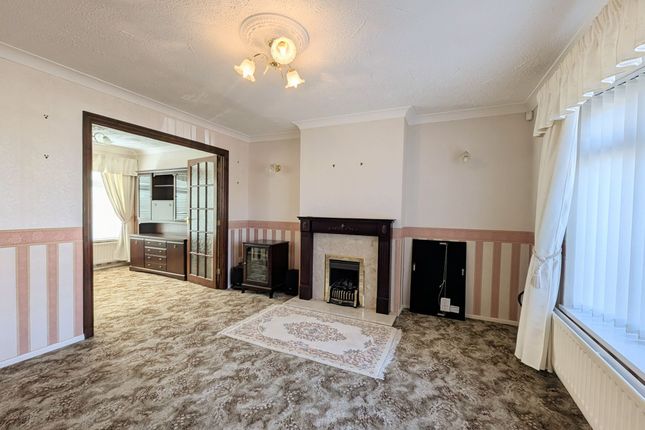 76 Lumley Avenue, South Shields photo 5