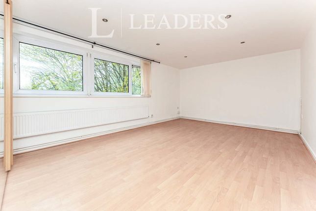 Thumbnail Flat to rent in Riverside Road, St.Albans