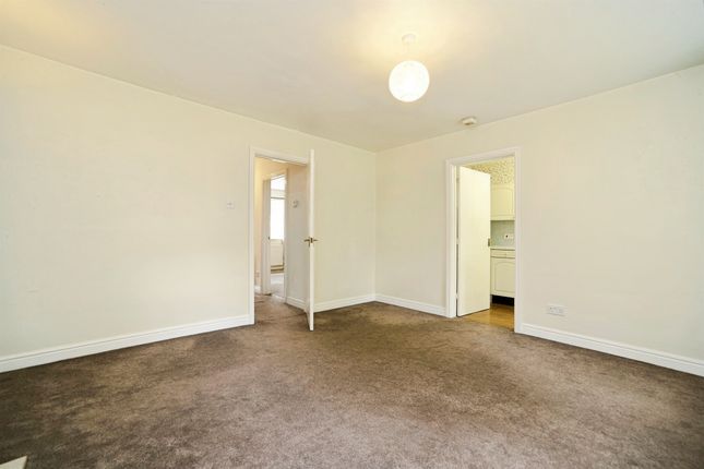 1, Williams Court, Pudsey photo 4
