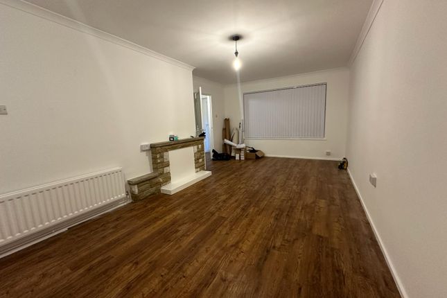 Thumbnail Terraced house to rent in Church Leys, Harlow