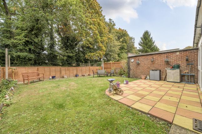 37, Rowlings Road, Hampshire photo 2
