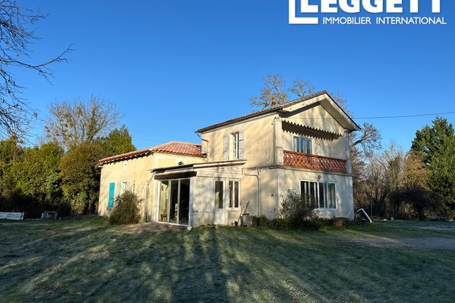 Villa for sale in Reignac, Charente, Nouvelle-Aquitaine