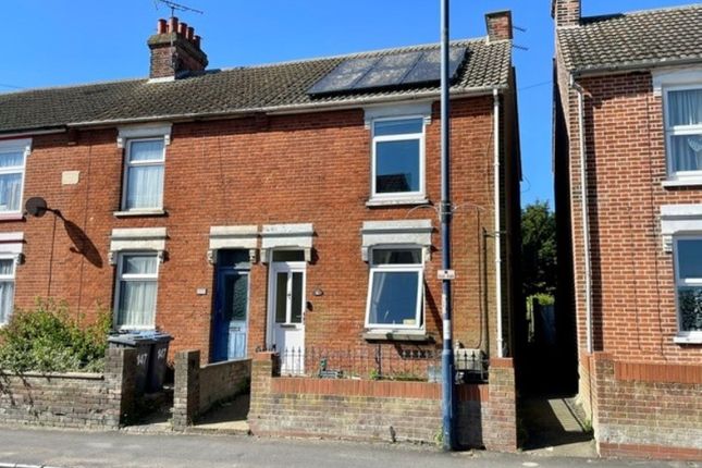 2-bed house on 149 High Road West, Felixstowe, £130,000