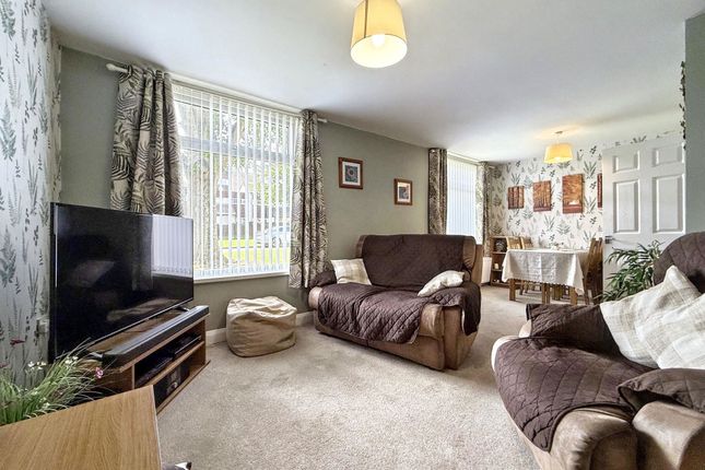 130, Westmorland Rise, Peterlee photo 3