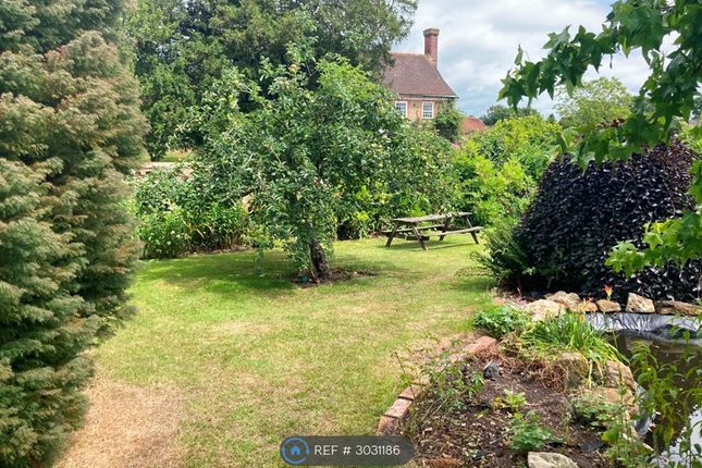 The Barn, Church Street Fletching, Sussex photo 3