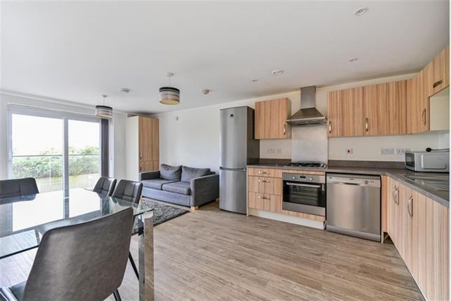 4, Flat 3, Oscar Wilde Road, Reading photo 3