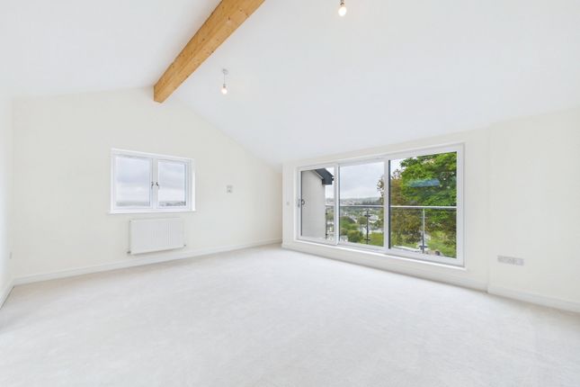 Flat 11A Sonny Rae Villa, Thurlow Road, Torquay photo 2