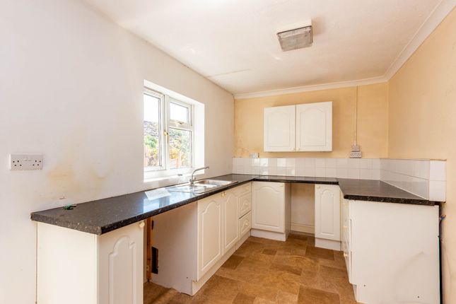 22, Crabb Street, Rushden photo 3